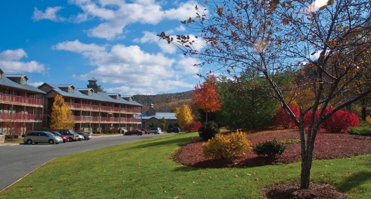 Holiday Inn Club Vacations Oak N Spruce Resort In The Berkshires Lee Eksteriør billede