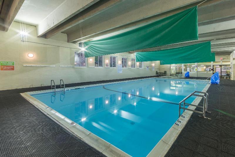 Holiday Inn Club Vacations Oak N Spruce Resort In The Berkshires Lee Eksteriør billede